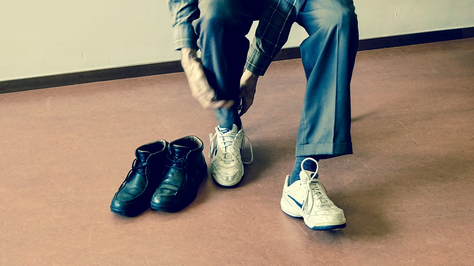 Important Facts to Know About Nursing Shoes for Men